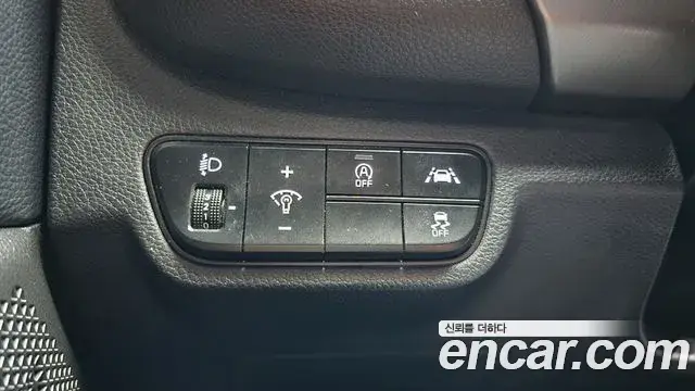 Kia Seltos 2019 — Şəkil 10/20