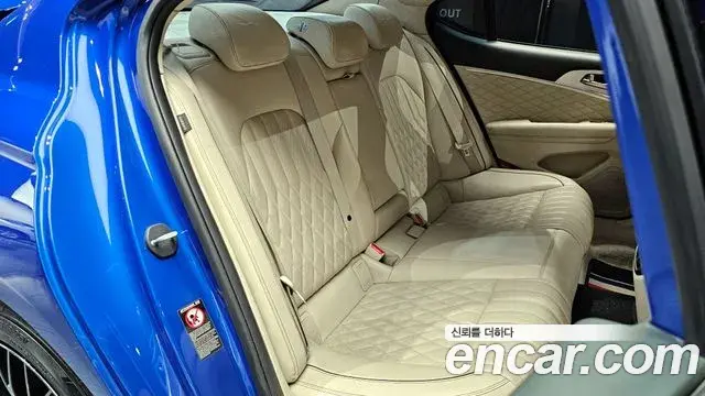 Genesis G70 2019 — ფოტო 7/20