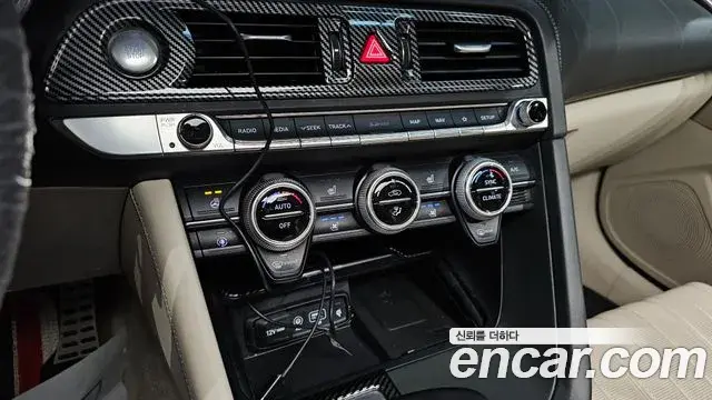 Genesis G70 2019 — ფოტო 5/20