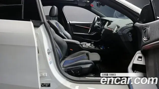BMW 2 Series Gran Coupe 2023 — ფოტო 17/20