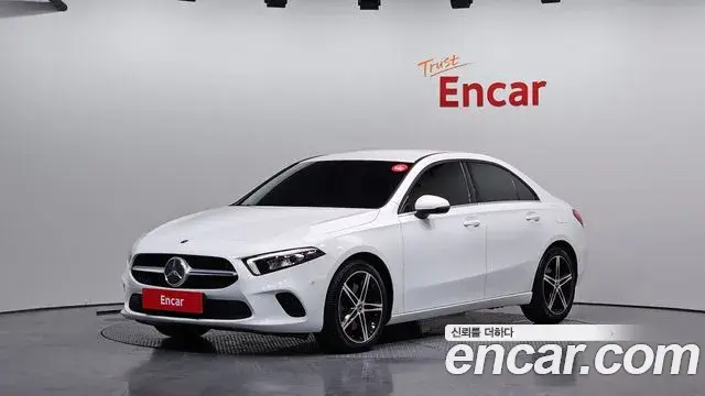 Mercedes-Benz A-Class 2020 — Фото 1/20