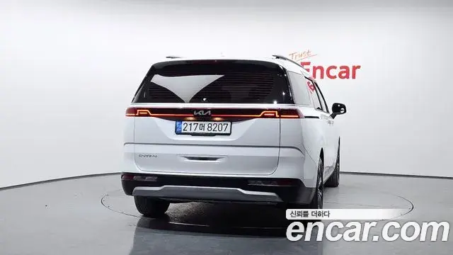 Kia Carnival 2022 — Фото 4/20