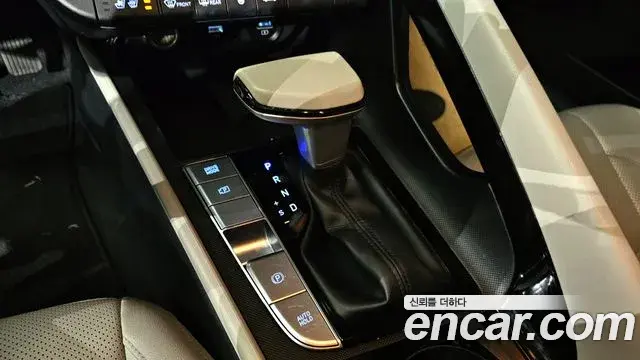 Hyundai The New Avante Hybrid 2022 — Şəkil 13/20