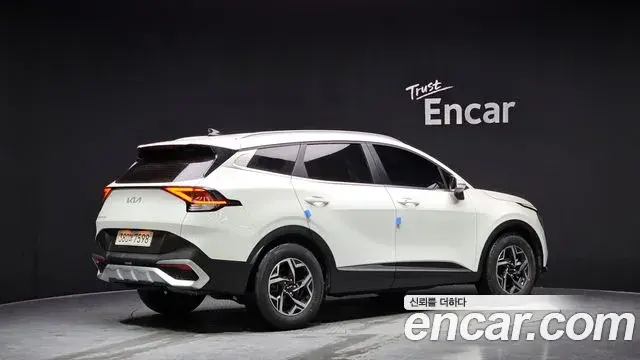 Kia Sportage 2021 — Photo 7/20