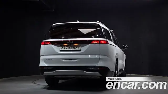 Kia Carnival 2022 — Фото 4/20