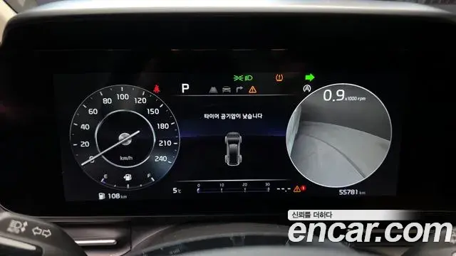 Kia Carnival 2022 — Фото 8/20