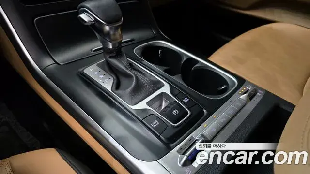 Kia Carnival 2022 — Фото 9/20