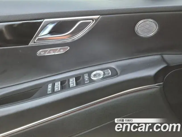 Genesis GV80 2022 — Photo 12/20