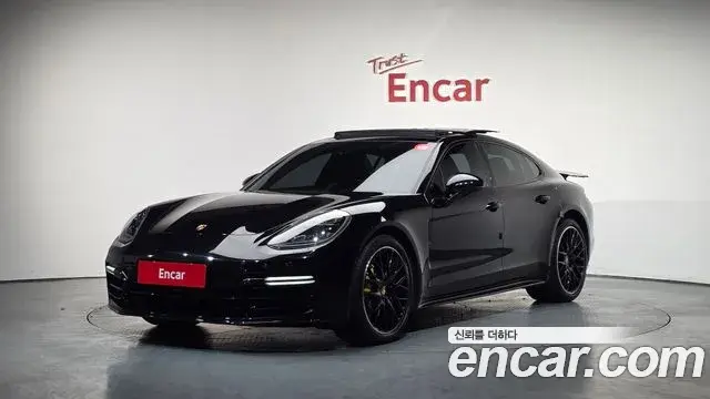 Porsche Panamera 2019 — Photo 3/20