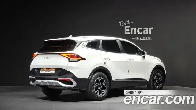 Kia Sportage 2022 — Фото 2/20
