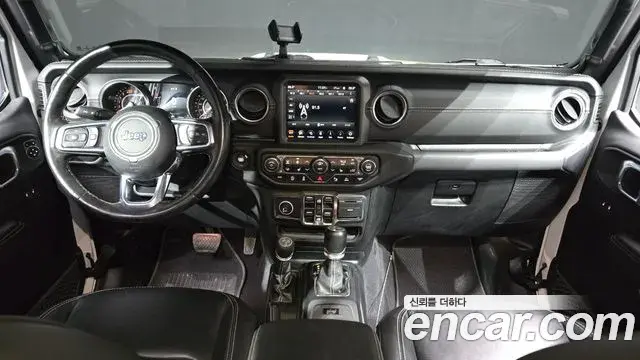 Jeep Wrangler 2021 — Фото 7/20