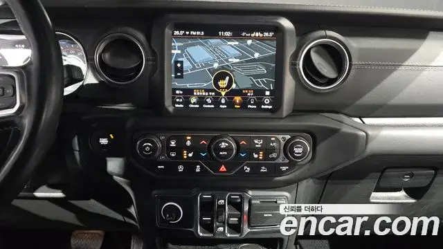 Jeep Wrangler 2021 — Фото 14/20