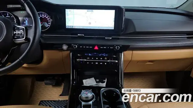 Kia Carnival 2022 — Photo 14/20