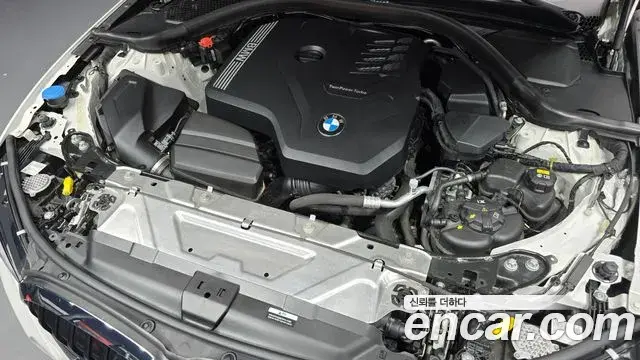 BMW 3 Series 2022 — ფოტო 15/20