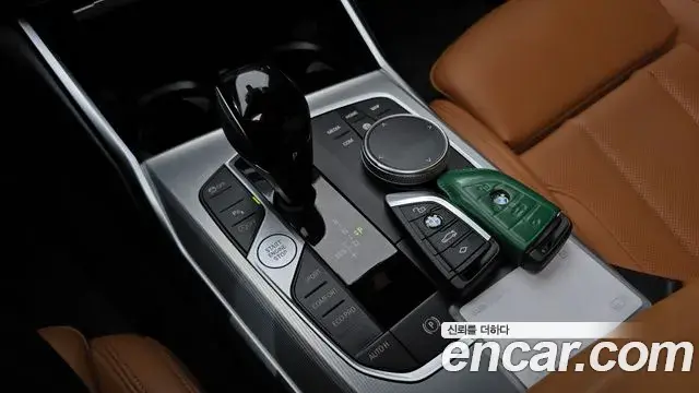 BMW 3 Series 2022 — ფოტო 10/20