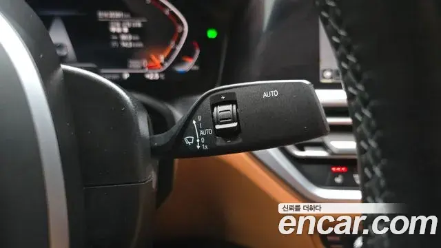 BMW 3 Series 2022 — ფოტო 16/20