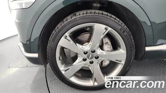 Genesis GV80 2023 — ფოტო 18/20