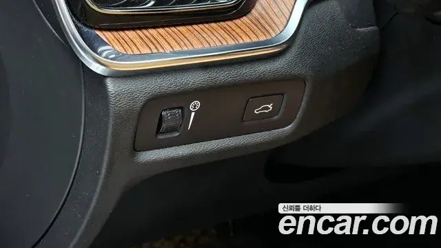 Volvo S60 2021 — Şəkil 12/20