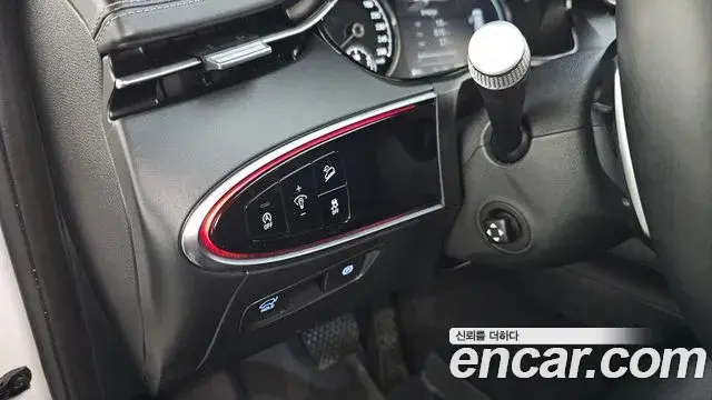Genesis GV70 2021 — Şəkil 18/20