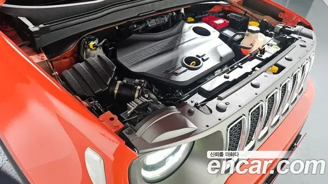 Jeep Renegade 2020 — ფოტო 11/20