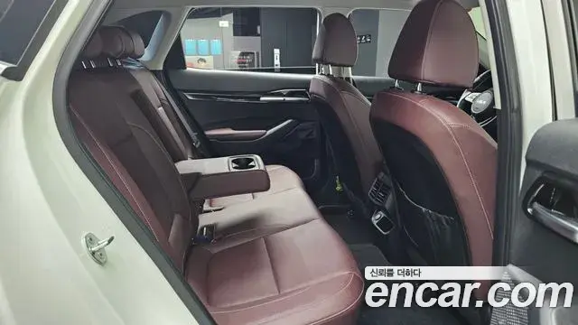 Kia Seltos 2022 — ფოტო 12/20