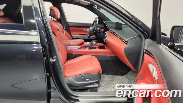 Genesis GV70 2023 — Photo 10/20