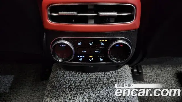 Genesis GV70 2023 — Photo 5/20