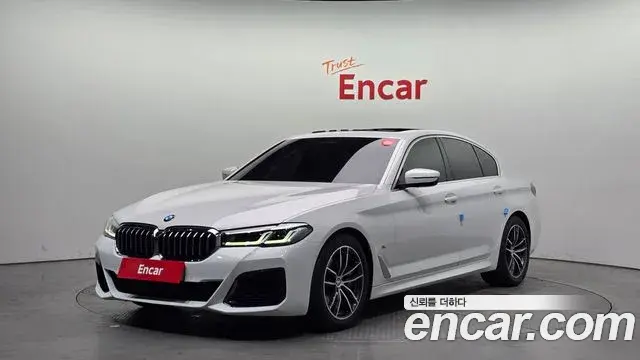BMW 5 Series 2023 — Photo 11/20