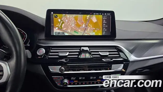 BMW 5 Series 2023 — Photo 3/20