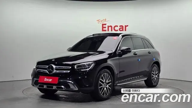 Mercedes-Benz GLC-Class 2021 — ფოტო 16/20