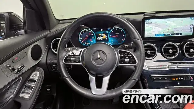 Mercedes-Benz GLC-Class 2021 — ფოტო 5/20