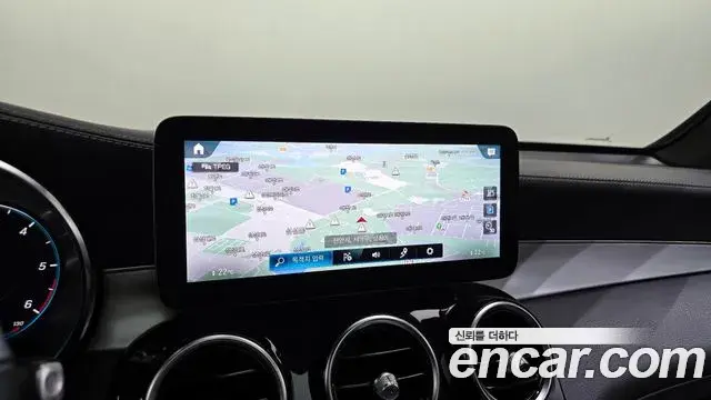 Mercedes-Benz GLC-Class 2021 — ფოტო 11/20