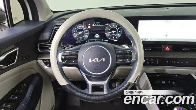 Kia Sportage 2021 — ფოტო 8/20