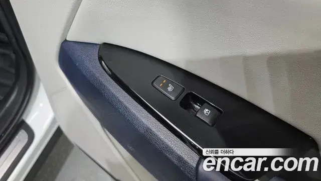 Kia Sportage 2021 — ფოტო 13/20