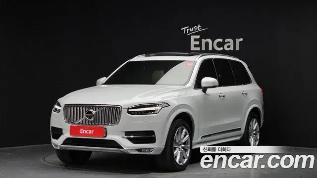 Volvo XC90 2018 — Şəkil 9/20