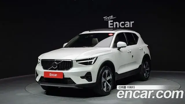 Volvo XC40 2024 — ფოტო 12/20