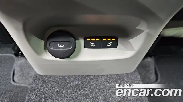 Volvo XC40 2024 — ფოტო 10/20