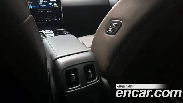 Hyundai Tucson Hybrid 2022 — ფოტო 15/20