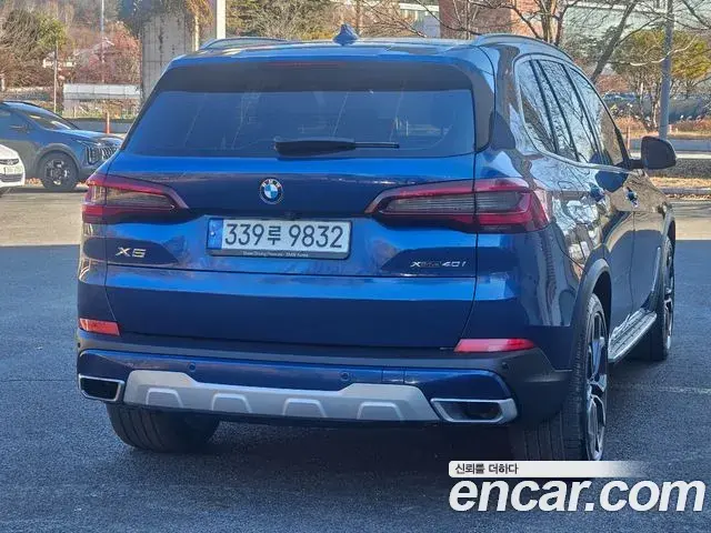 BMW X5 2021 — ფოტო 8/20