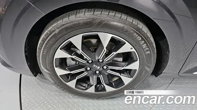 Kia Carnival 2021 — Şəkil 14/20