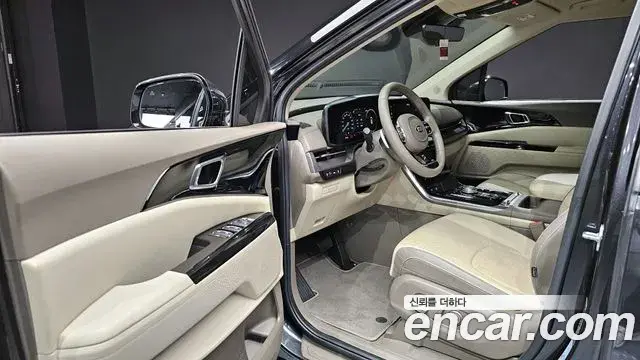 Kia Carnival 2021 — Şəkil 8/20