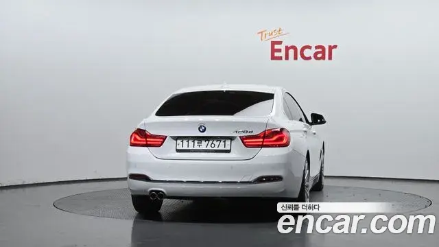 BMW 4 Series 2019 — Şəkil 15/20
