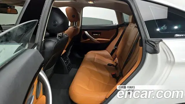 BMW 4 Series 2019 — Şəkil 10/20