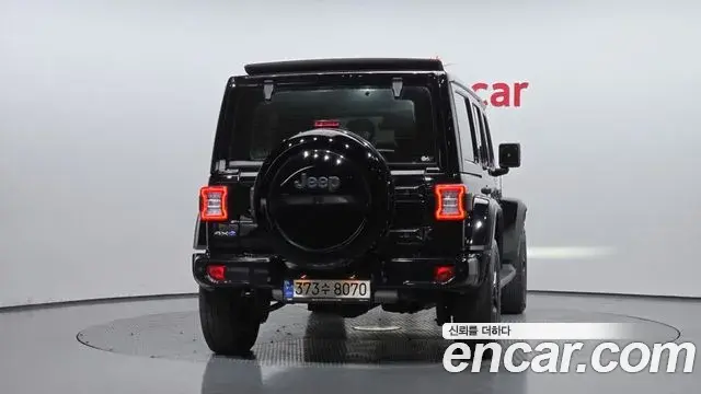 Jeep Wrangler 2022 — Фото 4/20