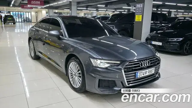 Audi A6 2021 — ფოტო 10/19