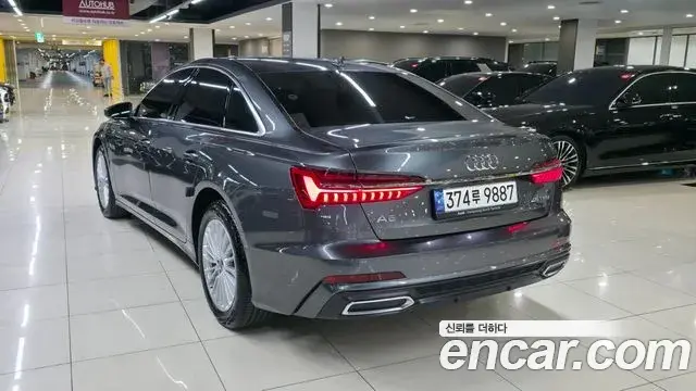 Audi A6 2021 — ფოტო 4/19