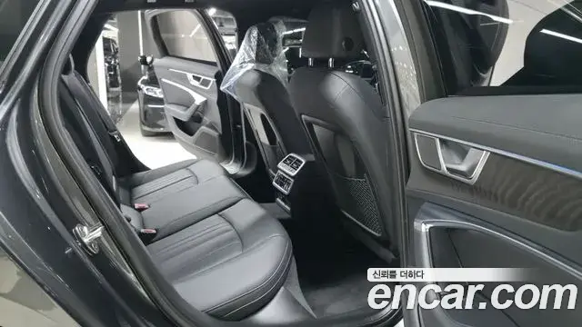 Audi A6 2021 — ფოტო 7/19