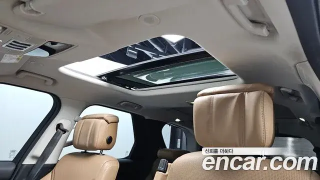 Land Rover Discovery 5 2022 — ფოტო 1/20