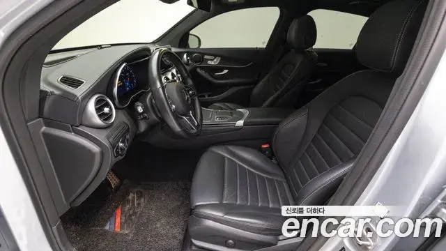 Mercedes-Benz GLC-Class 2023 — ფოტო 16/20