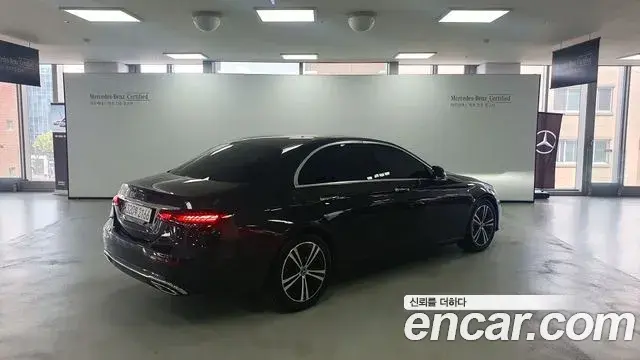 Mercedes-Benz E-Class 2020 — Şəkil 10/17